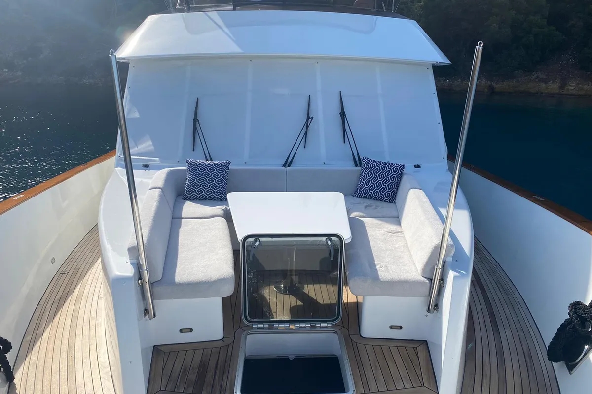 Cabin on Troy Explorer, a Chung Hwa Boat Building Co. Ltd Trawler 77 motor yacht at Bodrum, Turkey