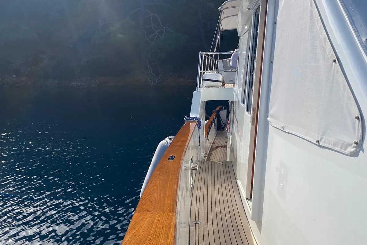 Salon of Troy Explorer, a Chung Hwa Boat Building Co. Ltd Trawler 77 motor yacht at Bodrum, Turkey