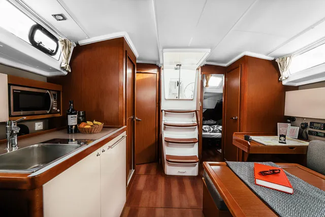 Galley of HAPPY, a Beneteau Oceanis 38 sailboat at Šibenik, Croatia