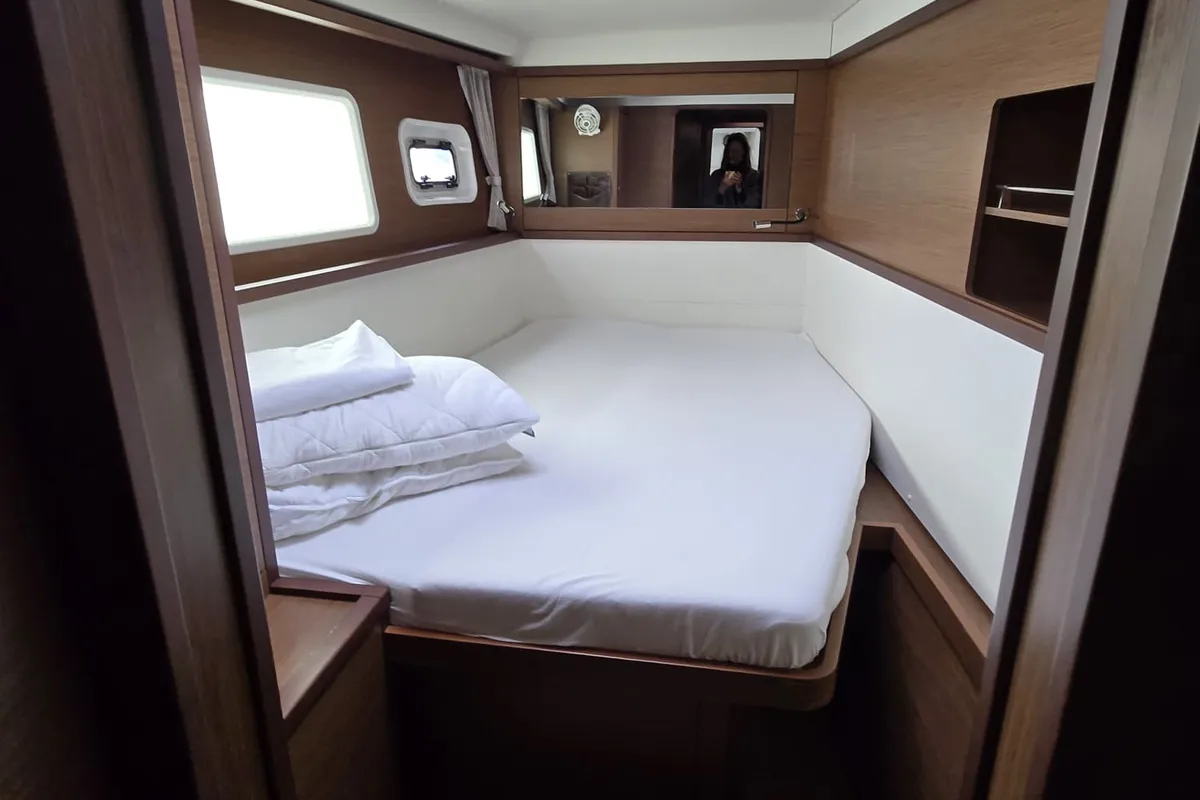 Cabin on Elenya, a Lagoon 450 S catamaran at Općina Marina, Croatia