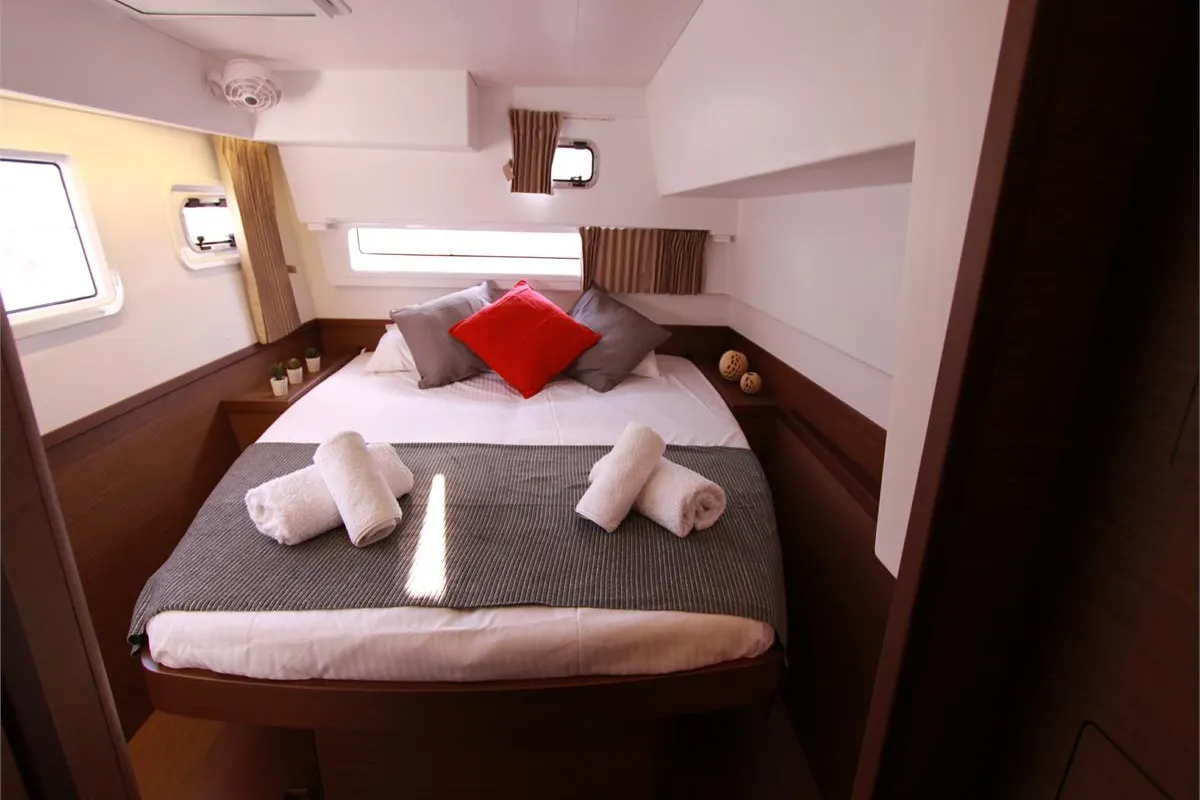 Cabin on Dream of Life, a Lagoon 42 catamaran at Kontokali, Greece