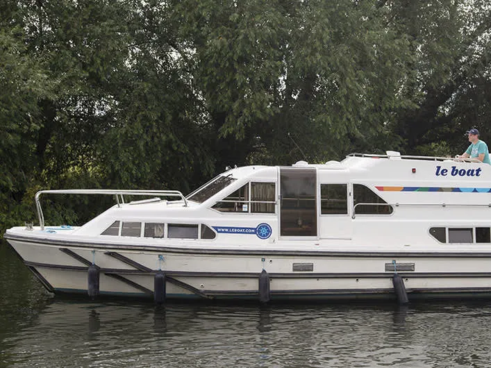 Exterior view of Crusader, a Cygnet Crusader motorboat at Casier, Italy