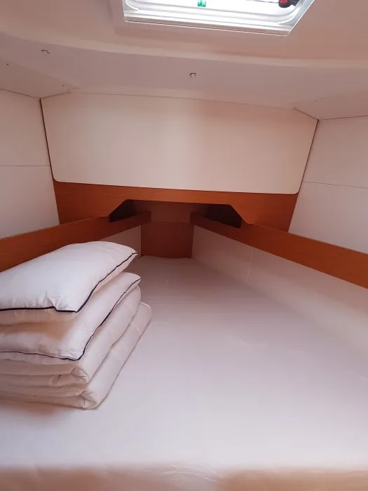 Cabin on Romana, a Jeanneau Sun Odyssey 349 sailboat at Grad Pula, Croatia