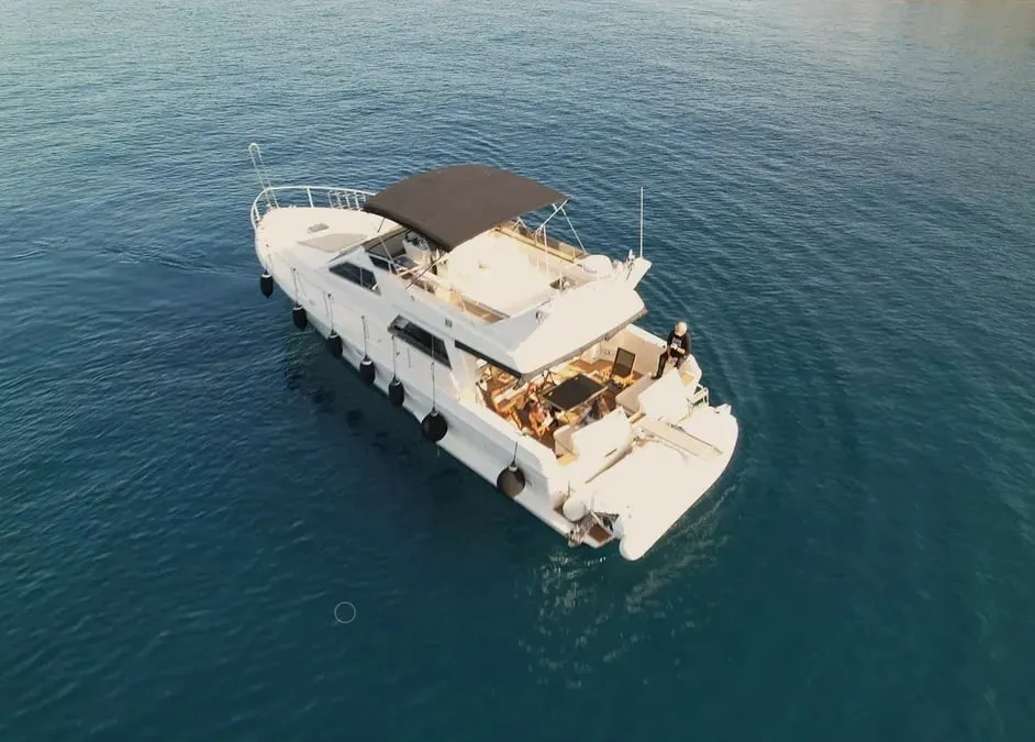 BLUE DREAM, a Ferretti 52 motor yacht at Piraeus, Greece