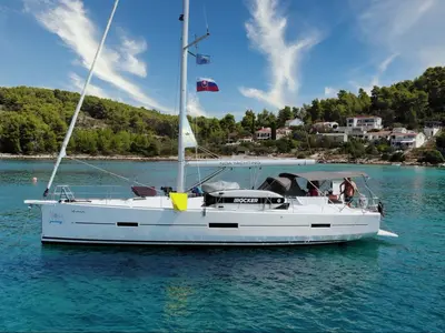 Divna, a Dufour 460 GL sailboat at Kaštela, Croatia