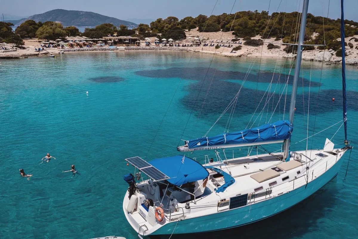 Exterior view of Zorba Cabin 1, a Beneteau Cyclades 50.5 sailboat at Aegina, Greece