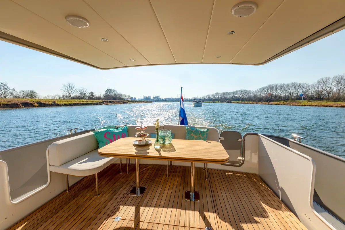 Deck of Luna Amanda, a Linssen Grand Sturdy 40.9 Sedan motor yacht at Kinrooi, Belgium