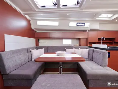 Salon of Bea, a Hanse 458 sailboat at Puntone di Scarlino, Italy