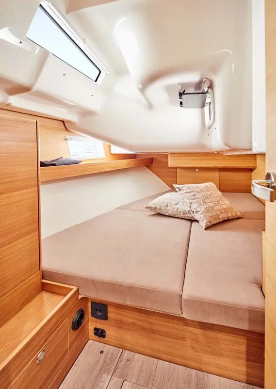 Cabin on Top Secret, a Elan Impression 40.1 sailboat at Pula, Croatia