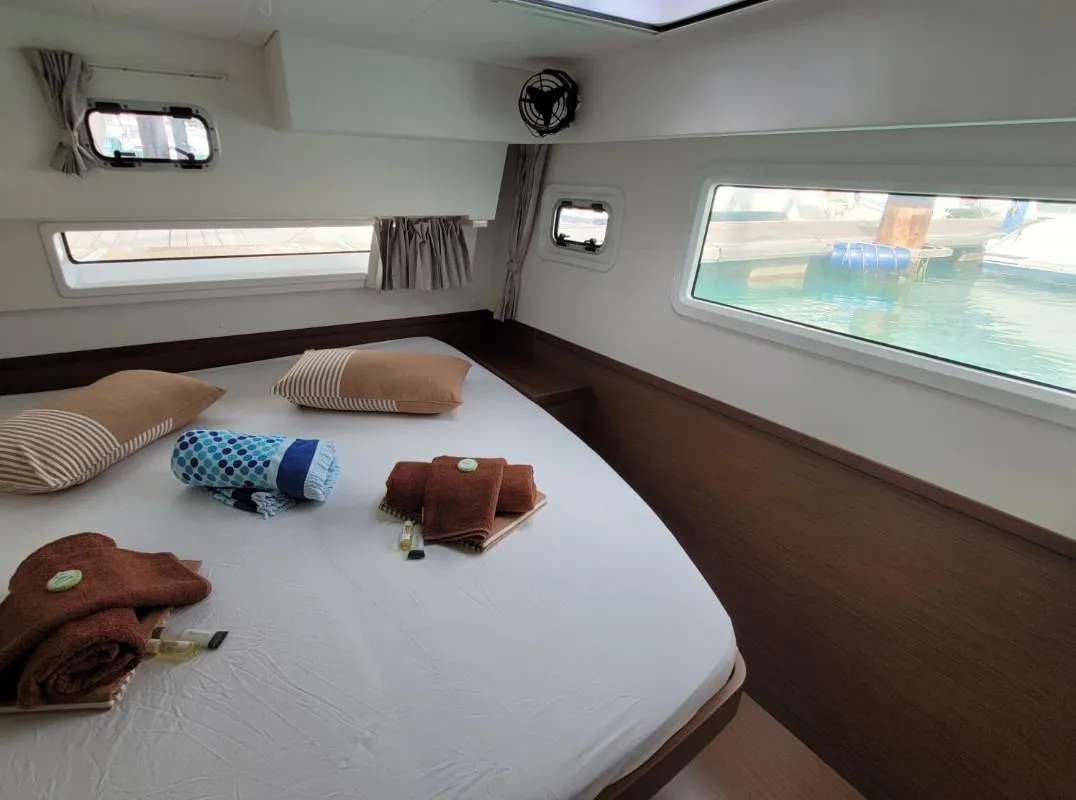 Cabin on Best Q, a Lagoon 42 catamaran at Roche Caiman, Seychelles