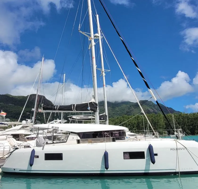 Exterior view of Best Q, a Lagoon 42 catamaran at Roche Caiman, Seychelles