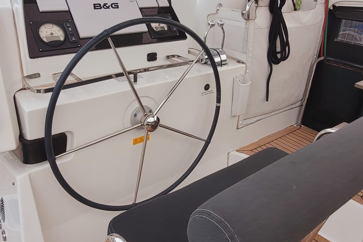 Cockpit of Best Q, a Lagoon 42 catamaran at Roche Caiman, Seychelles