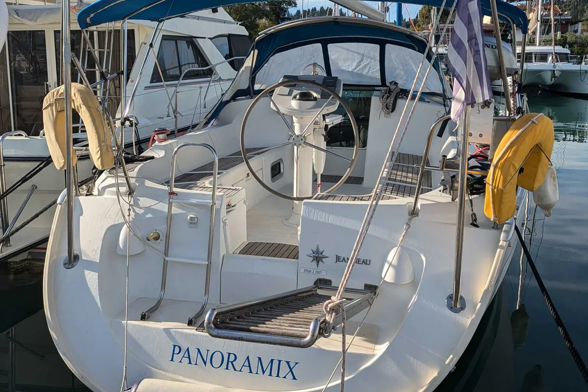 Exterior view of Panoramix, a Jeanneau Sun Odyssey 37 sailboat at Kontokali, Greece