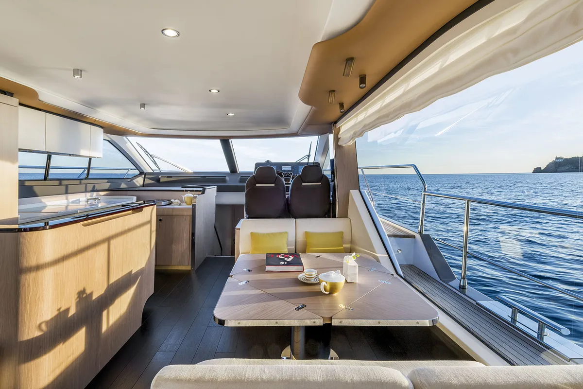 Salon of ALUMINIA, a Azimut 60 motorboat at Grad Kaštela, Croatia