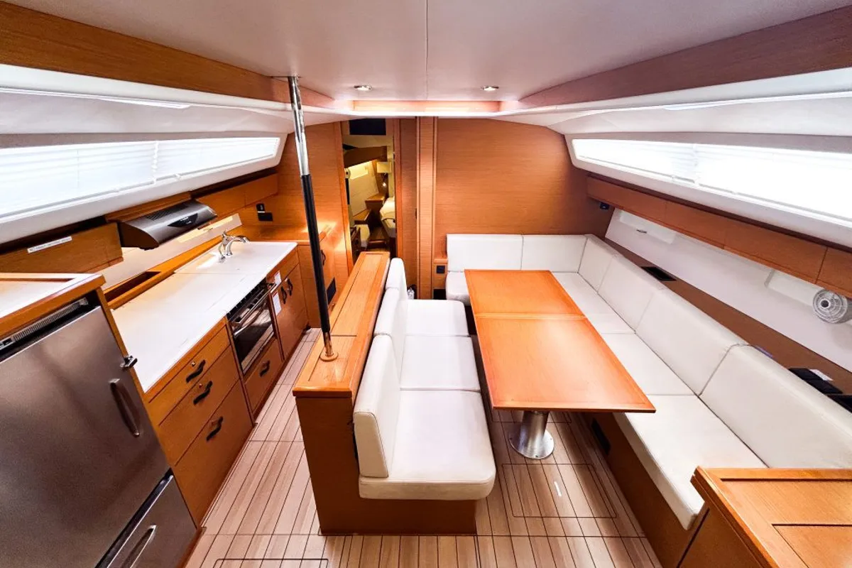 Salon of Paradise Found, a Jeanneau 54 sailboat at Ribishi, Saint Vincent and the Grenadines