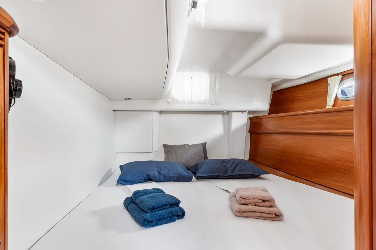 Cabin on Honey Ryder, a Jeanneau 54 sailboat at Athens, Greece