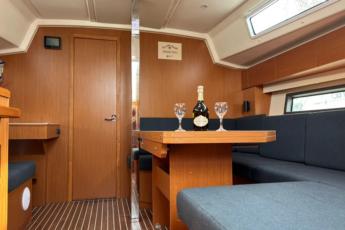 Salon of Seaduction, a Bavaria C42 sailboat at Općina Pakoštane, Croatia