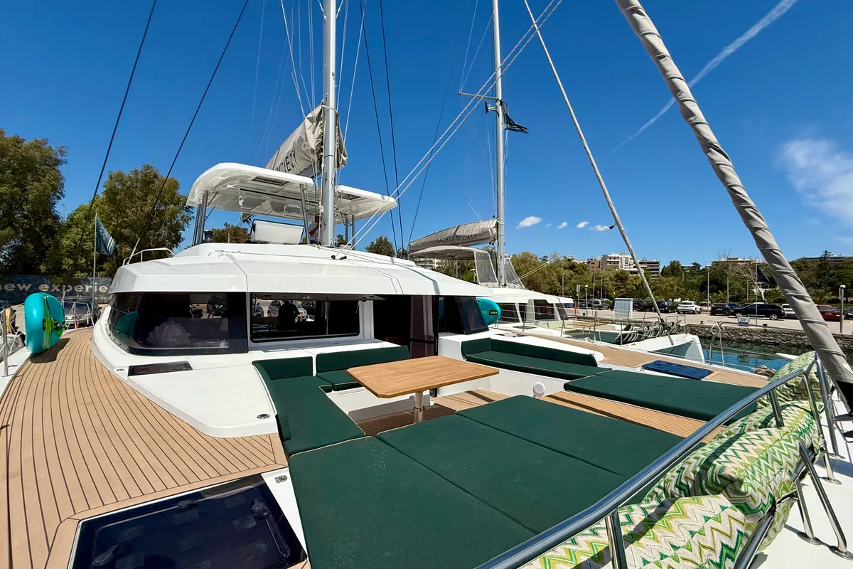 Exterior view of Romar V, a Bali 5.8 catamaran at Athens, Greece