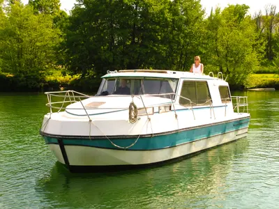 Cruiser Classic 4/8 Pers., a Nicols Riviera 920 motorboat at Sermoise-sur-Loire, France