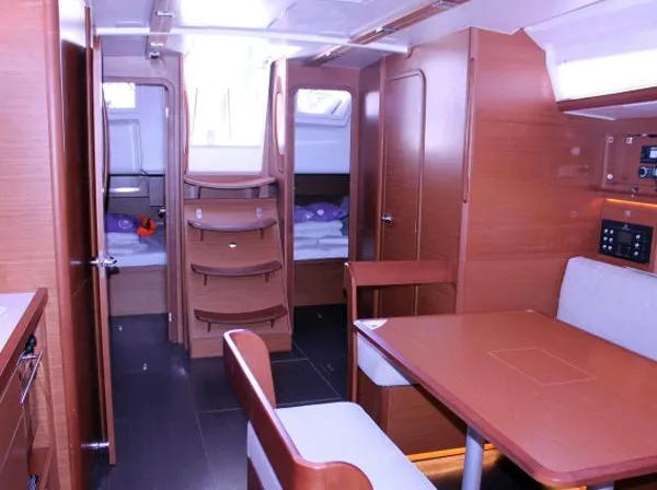 Salon of Tahiri, a Dufour 430 sailboat at Naples, Italy
