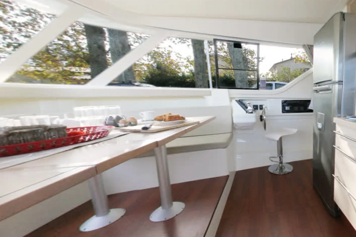 Salon of Vision3 - Comfort Plus 43, a Cygnet Vision 3 motorboat at Vinkeveen, Netherlands