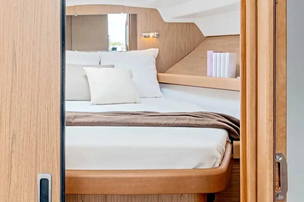 Cabin on Antares 32 Fly, a Beneteau Antares 32 motorboat at Grad Trogir, Croatia