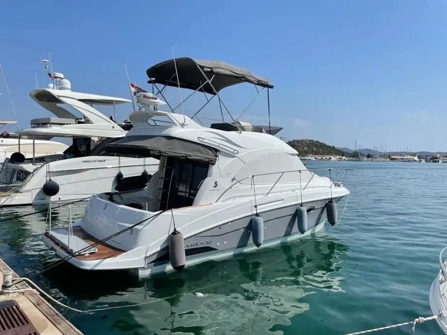 Exterior view of Antares 32 Fly, a Beneteau Antares 32 motorboat at Grad Trogir, Croatia