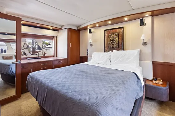 Cabin on Parr T On, a Sea Ray 60 Sundancer motorboat at Stock Island, United States