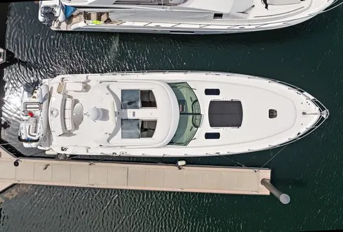 Exterior view of Parr T On, a Sea Ray 60 Sundancer motorboat at Stock Island, United States