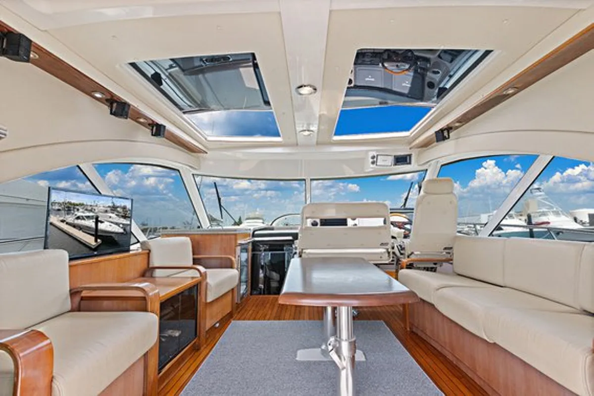 Salon of Parr T On, a Sea Ray 60 Sundancer motorboat at Stock Island, United States