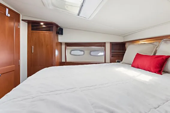 Cabin on Parr T On, a Sea Ray 60 Sundancer motorboat at Stock Island, United States