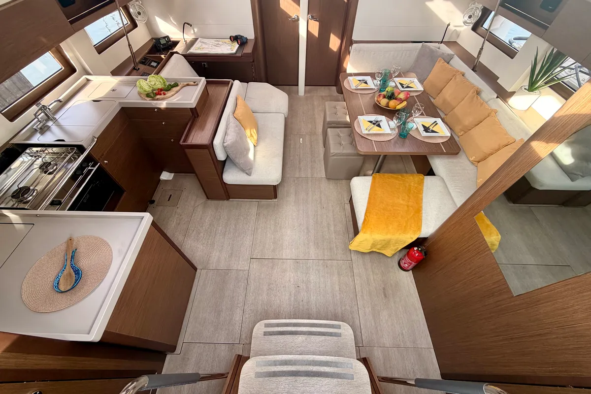Salon of OceanChill, a Beneteau Oceanis 51.1 sailboat at Primošten, Croatia