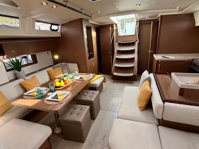 Salon of OceanChill, a Beneteau Oceanis 51.1 sailboat at Primošten, Croatia