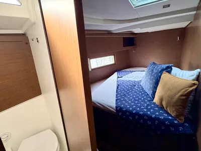 Cabin on OceanChill, a Beneteau Oceanis 51.1 sailboat at Primošten, Croatia