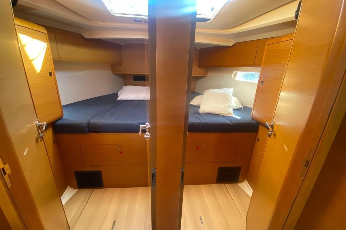 Cabin on Skopelos, a Jeanneau Sun Odyssey 519 sailboat at Lavrion, Greece