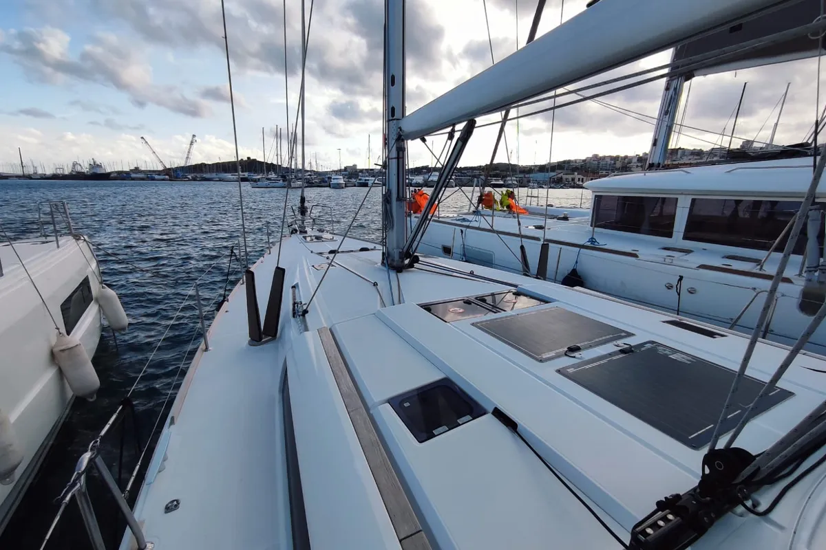 Deck of Skopelos, a Jeanneau Sun Odyssey 519 sailboat at Lavrion, Greece