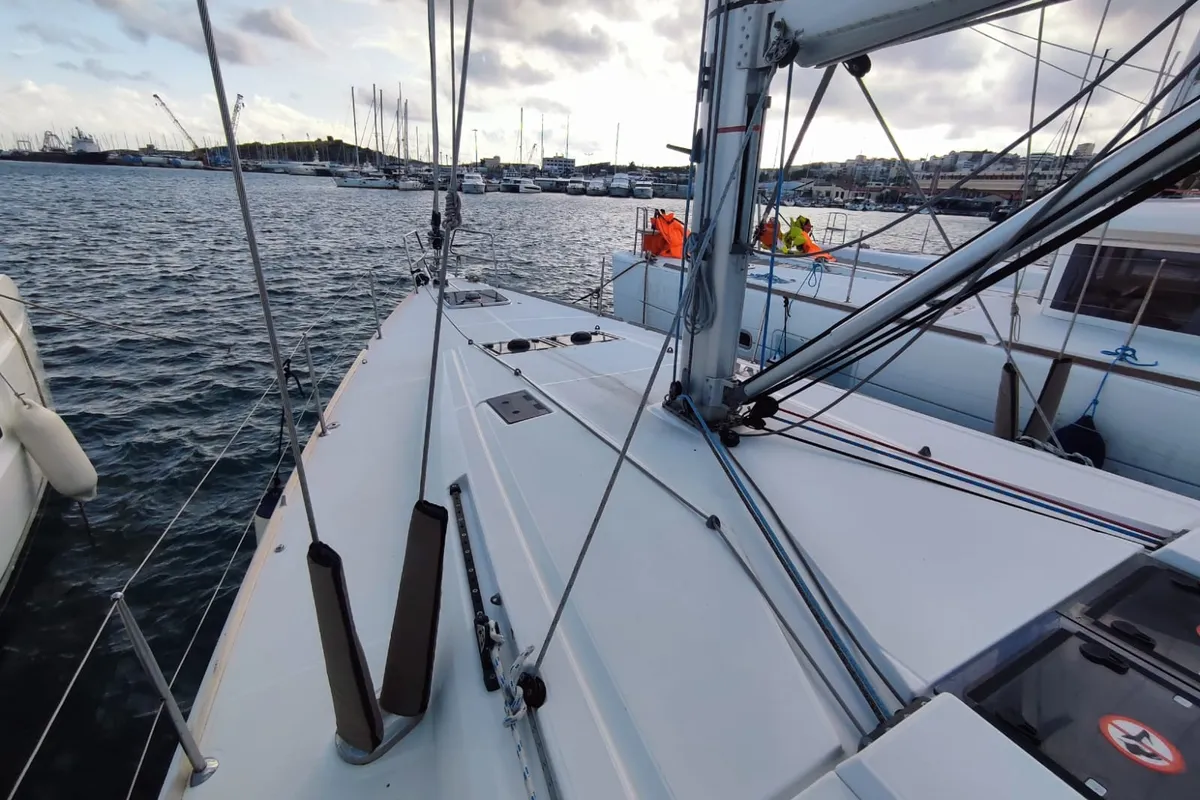 Deck of Skopelos, a Jeanneau Sun Odyssey 519 sailboat at Lavrion, Greece