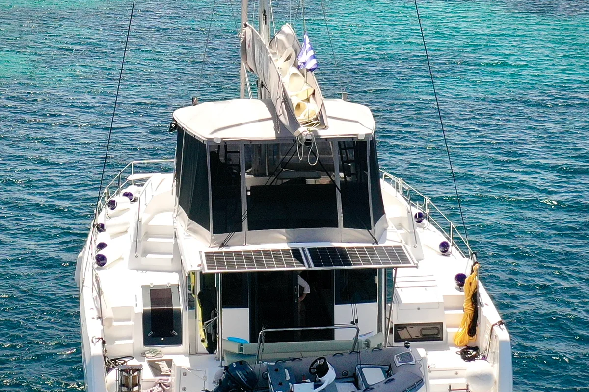 Exterior view of Keysmet, a Bali 4.6 catamaran at Agios Stefanos, Greece