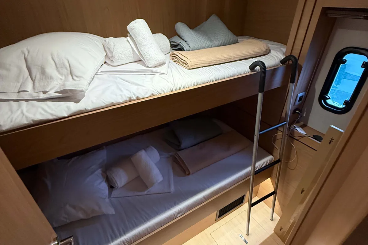 Cabin on Keysmet, a Bali 4.6 catamaran at Agios Stefanos, Greece