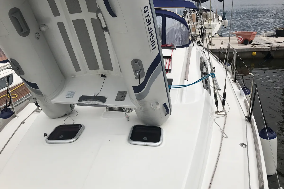 Deck of Libra, a Beneteau Oceanis 43 sailboat at Olbia, Italy