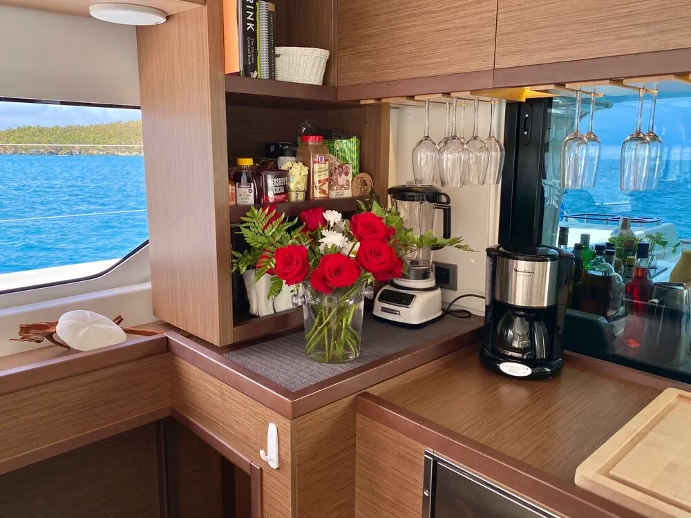 Cabin on Maryna, a Lagoon 46 catamaran at Roche Caiman, Seychelles