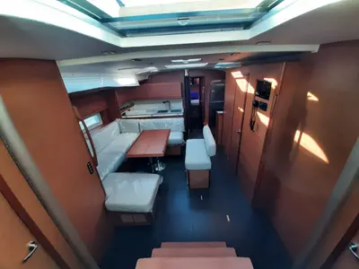Salon of PERSEIDE, a Dufour 530 sailboat at Capo d'Orlando, Italy
