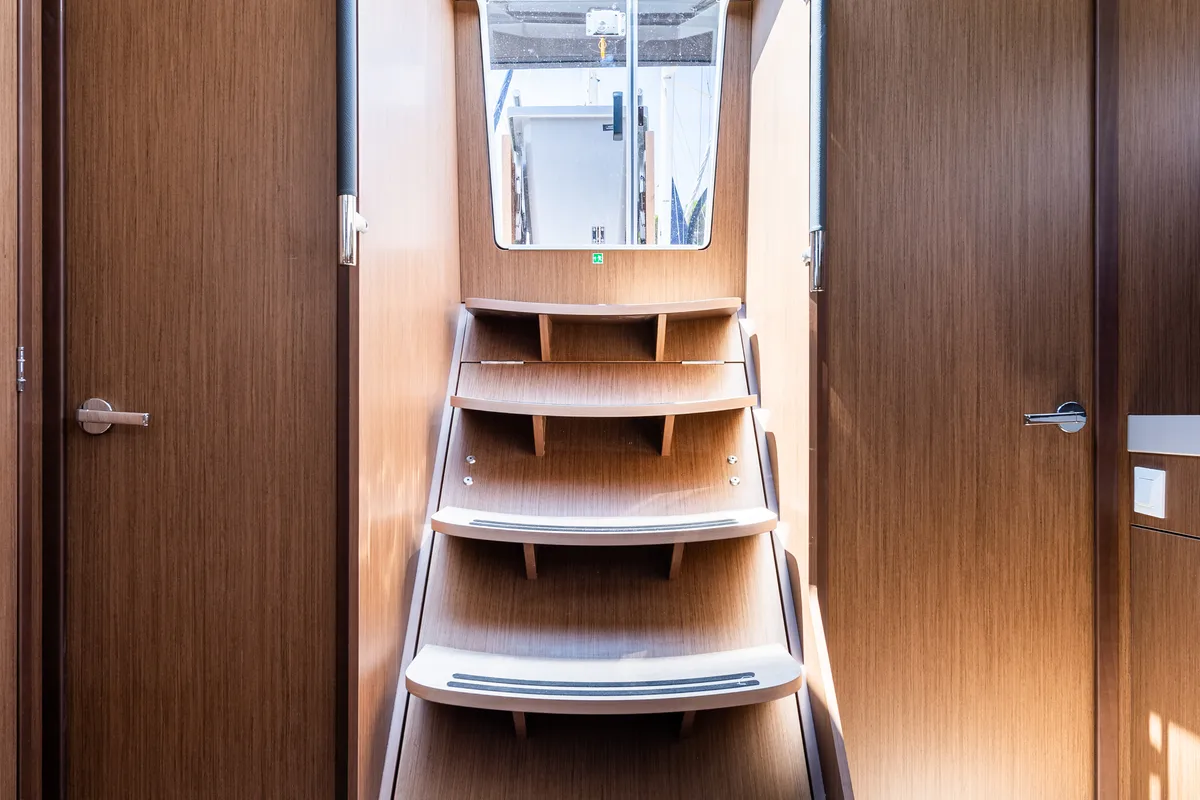 Salon of Argyroula, a Beneteau Oceanis 41.1 sailboat at Lefkada, Greece