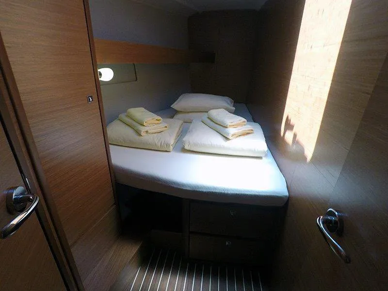 Cabin on Petra, a Dufour 460 GL sailboat at Grad Šibenik, Croatia