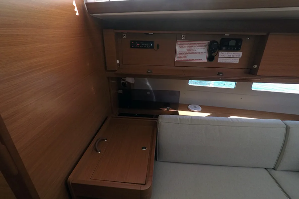 Salon of Petra, a Dufour 460 GL sailboat at Grad Šibenik, Croatia