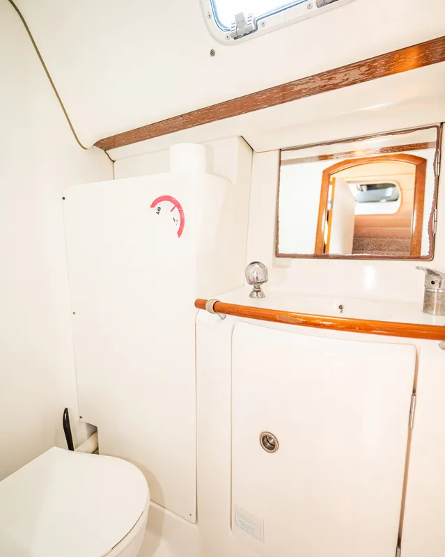 Hypo, a Beneteau Oceanis Clipper 411 sailboat at Pirovac, Croatia