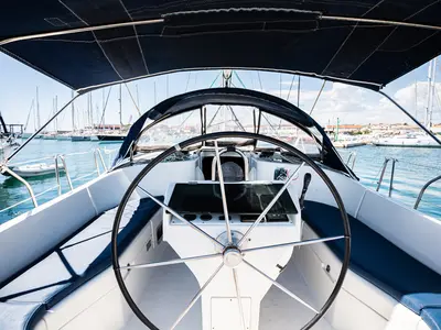Hypo, a Beneteau Oceanis Clipper 411 sailboat at Pirovac, Croatia
