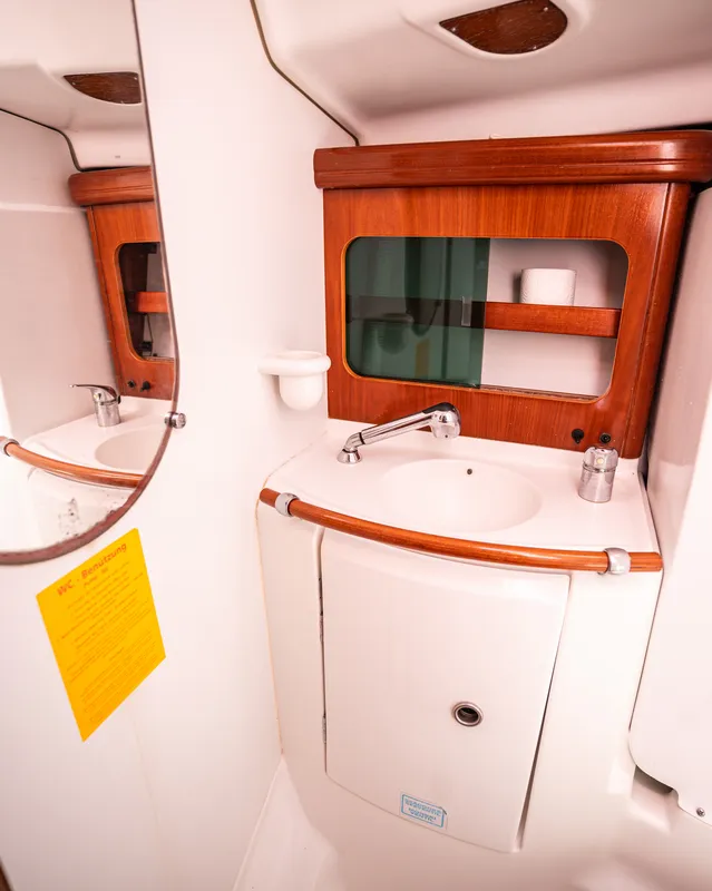 Hypo, a Beneteau Oceanis Clipper 411 sailboat at Pirovac, Croatia