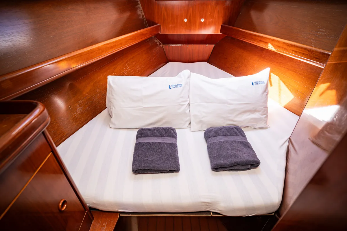 Hypo, a Beneteau Oceanis Clipper 411 sailboat at Pirovac, Croatia