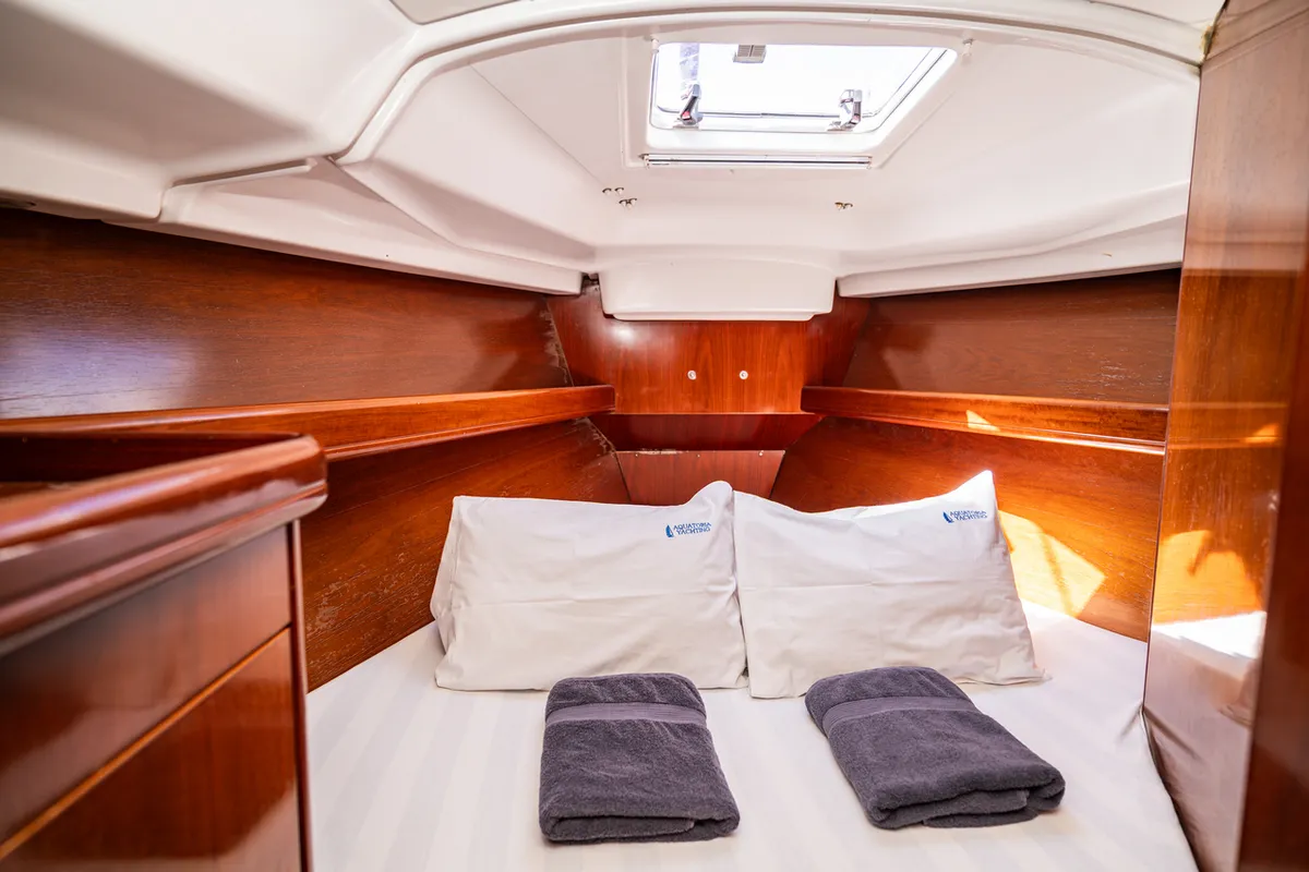 Hypo, a Beneteau Oceanis Clipper 411 sailboat at Pirovac, Croatia